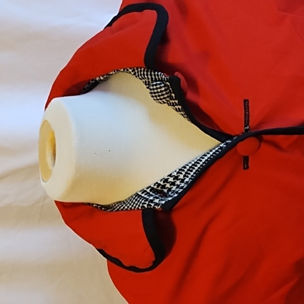 Reversible Cape - image 7